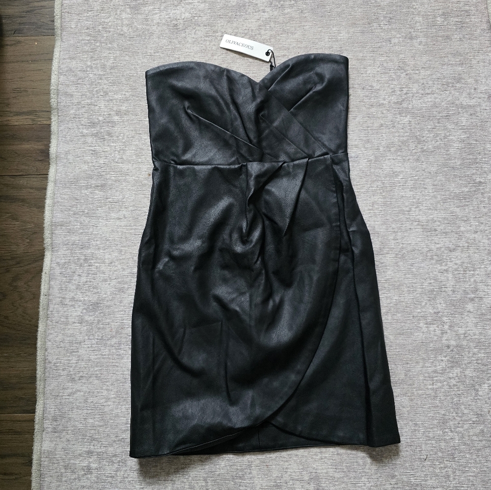 🆕OLIVACEOUS Black Faux Leather Strapless Ruched Tulip Hem Mini Sweetheart Dress